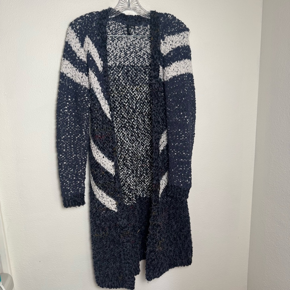 Ethyl Boutique Chic‎ Navy and White Women's Cardigan grandma sweater